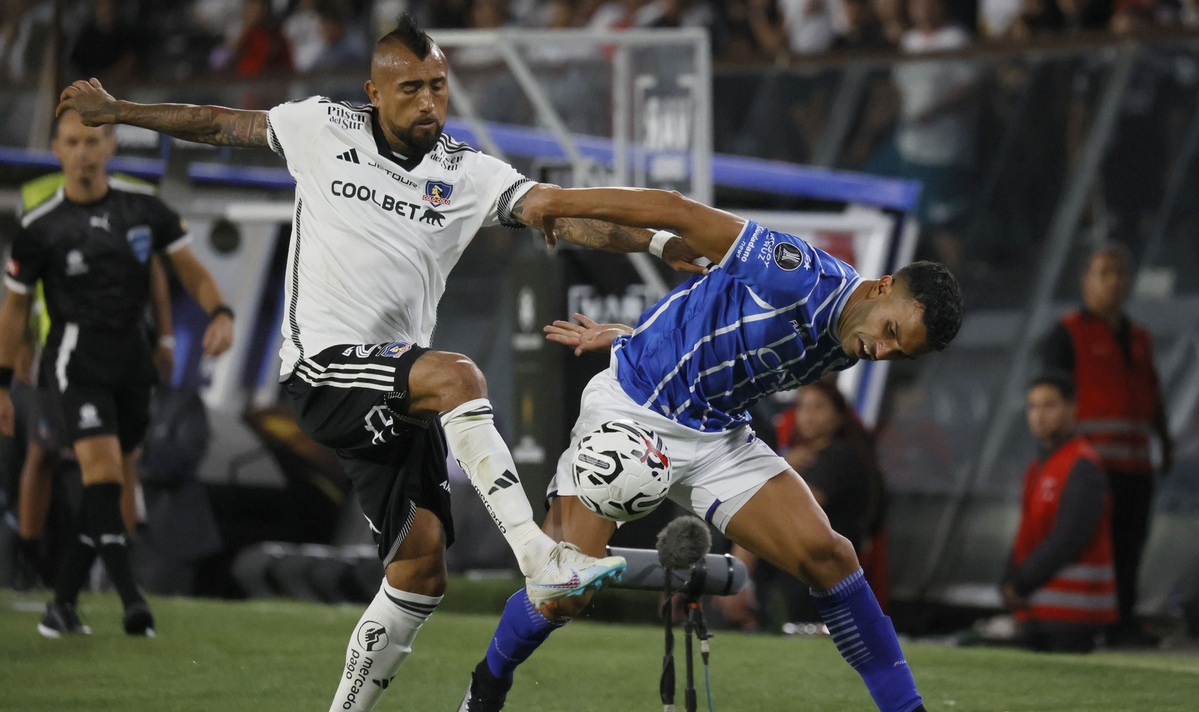 ¿Cómo le fue a Colo Colo con equipos argentinos en llaves de eliminación directa?