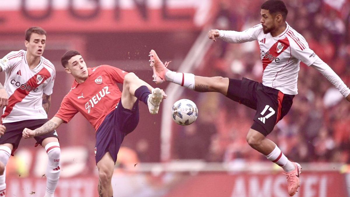 River Plate tuvo un criticado apronte antes de viajar a Chile para enfrentar a Colo Colo