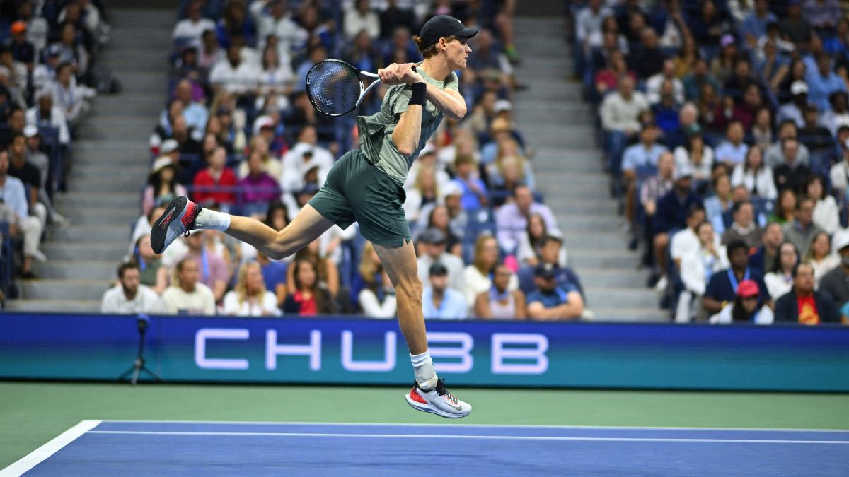 Jannik Sinner siguió a paso firme y avanzó a cuartos en el US Open
