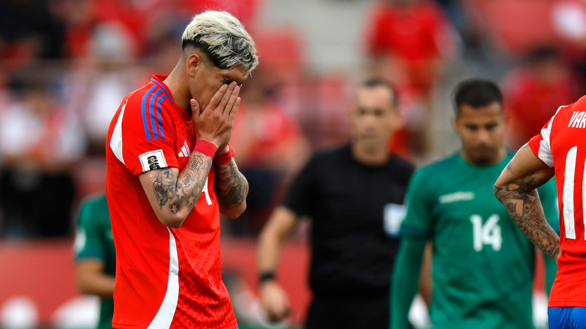 Carlos Palacios manifestó que debe existir autocrítica en el pobre rendimiento de Chile