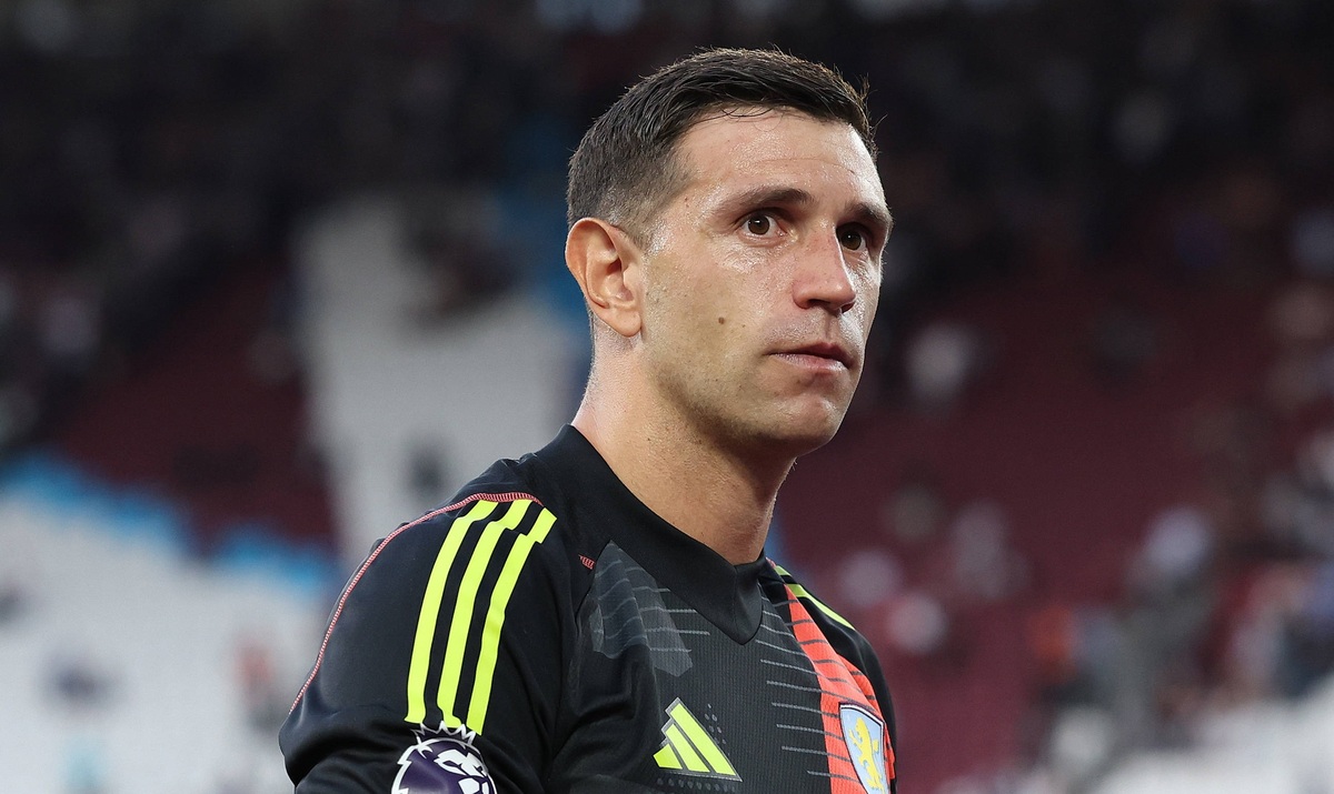 Camarógrafo agredido por el “Dibu” Martínez le mandó un mensaje al portero argentino