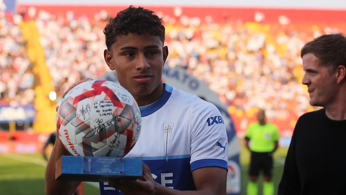 Joven figura de la Universidad Católica expresó su gran meta alrededor de la selección chilena