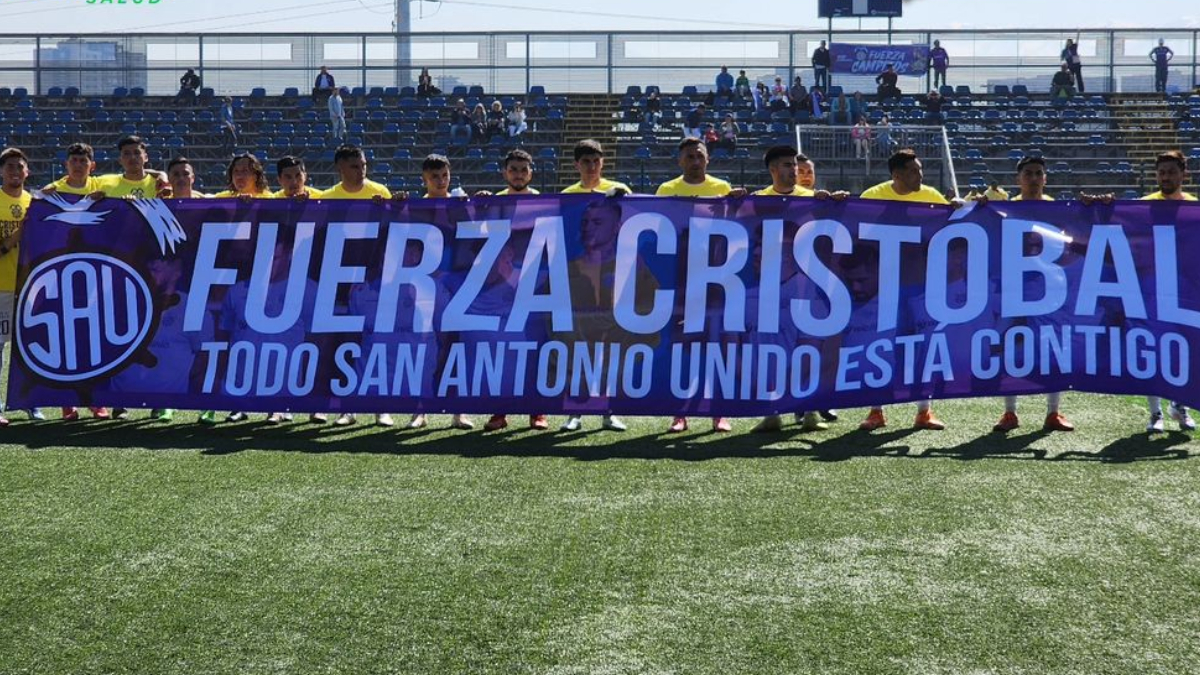San Antonio Unido retornó a las canchas y realizó emocionante homenaje a Cristóbal Campos