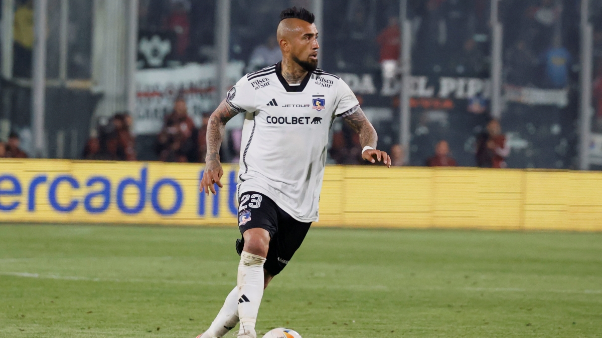 En Colo Colo piden a Arturo Vidal de vuelta en La Roja: “El señor Gareca debería repensarlo”
