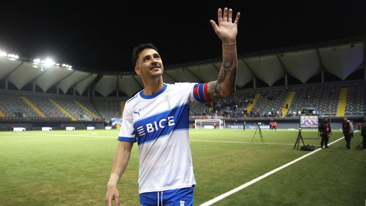 Zampedri dejó un mensaje cargado de emociones tras llegar a su gol 118 en la UC