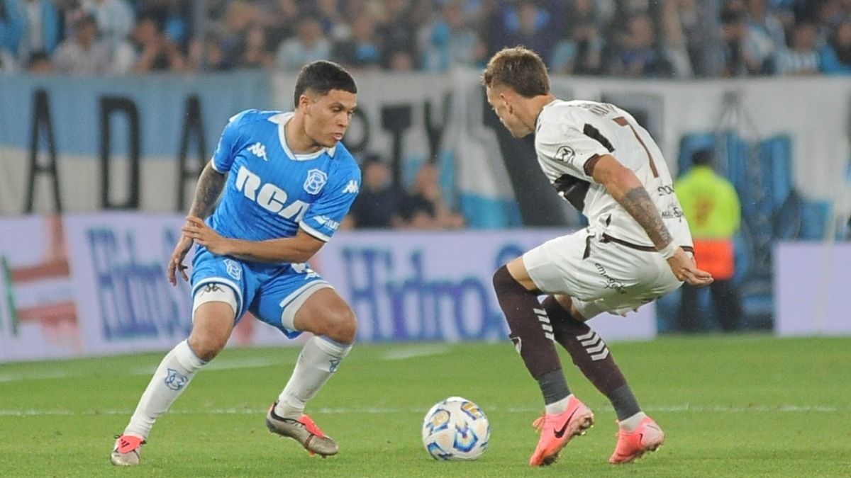 Racing Club le empató a Platense con un golazo de Sosa en Argentina