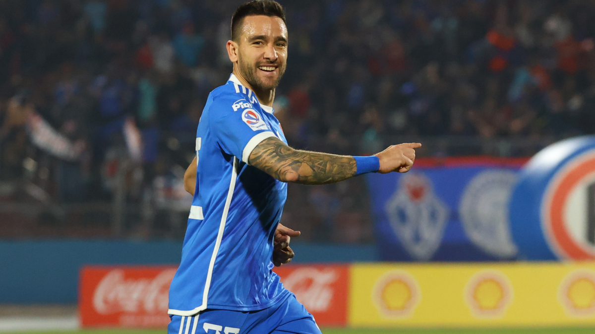 Matías Zaldivia reconoció que en la U ya “miran de reojo” la arremetida de Colo Colo en el torneo