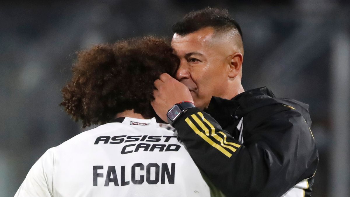El intercambio de roles entre Almirón y Falcón en el Colo Colo vs UC