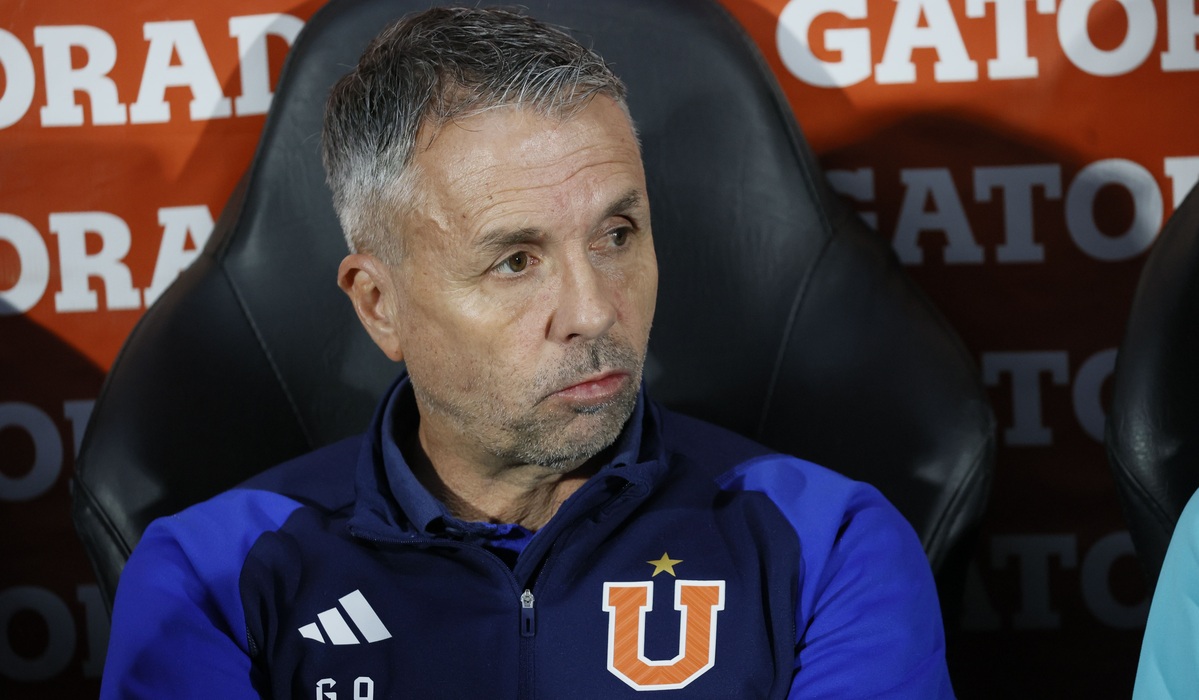 Gustavo Álvarez valoró que la U ante La Calera se “sacudió rápido” de la derrota ante Iquique