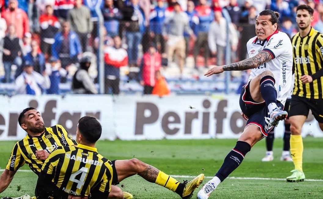 La ingeniosa burla de Nacional de Montevideo a su clásico rival Peñarol