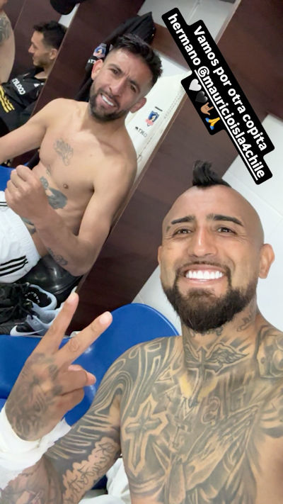 Arturo Vidal en éxtasis luego de un nuevo triunfo que ilusiona a Colo Colo con el título