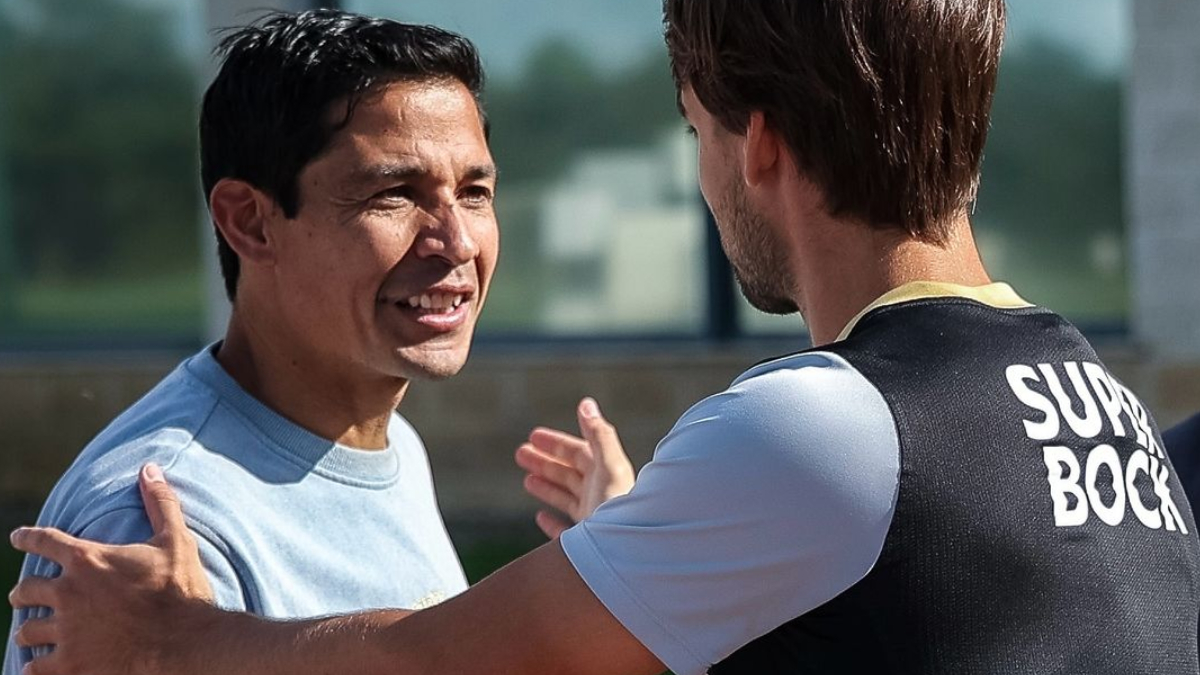 “Visita especial de El Crá”: Matías Fernández fue recibido como ídolo en Sporting de Lisboa