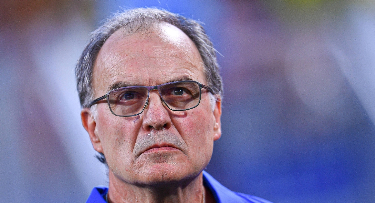 La millonaria cifra que le deben pagar a Marcelo Bielsa si es despedido en Uruguay