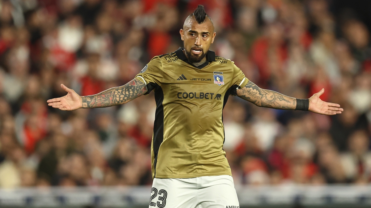 ¿Habrá castigo para Colo Colo? Exmiembro del Tribunal de Disciplina se la juega ante denuncia de la U