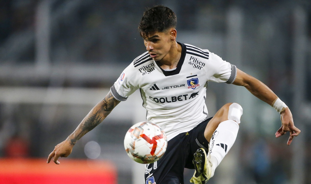 Colo Colo respira aliviado por Erick Wiemberg pese al duro informe arbitral