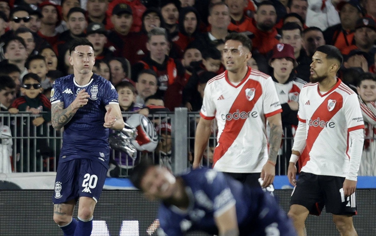 Rodrigo Echeverría despierta gran interés de un grande en Argentina