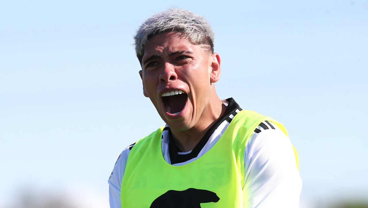 Carlos Palacios personalmente respondió si jugará o no el duelo de Colo Colo contra Iquique