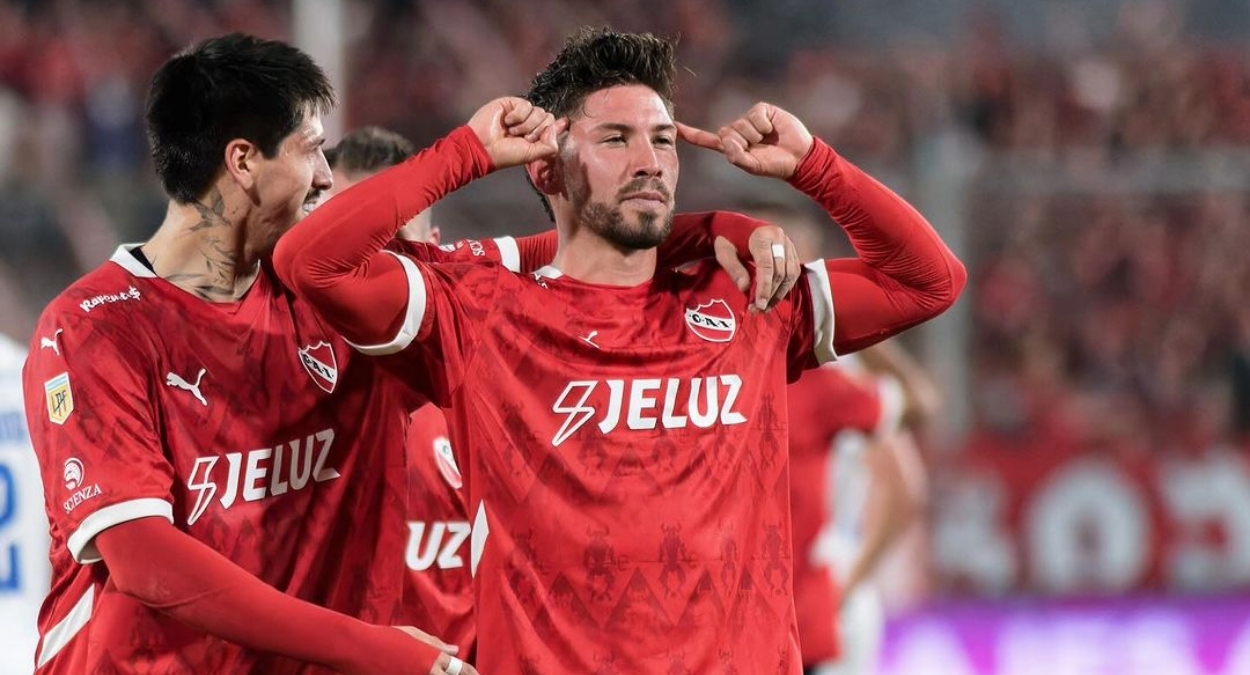 Felipe Loyola es elogiado por los medios argentinos por su gran nivel que demuestra en Independiente