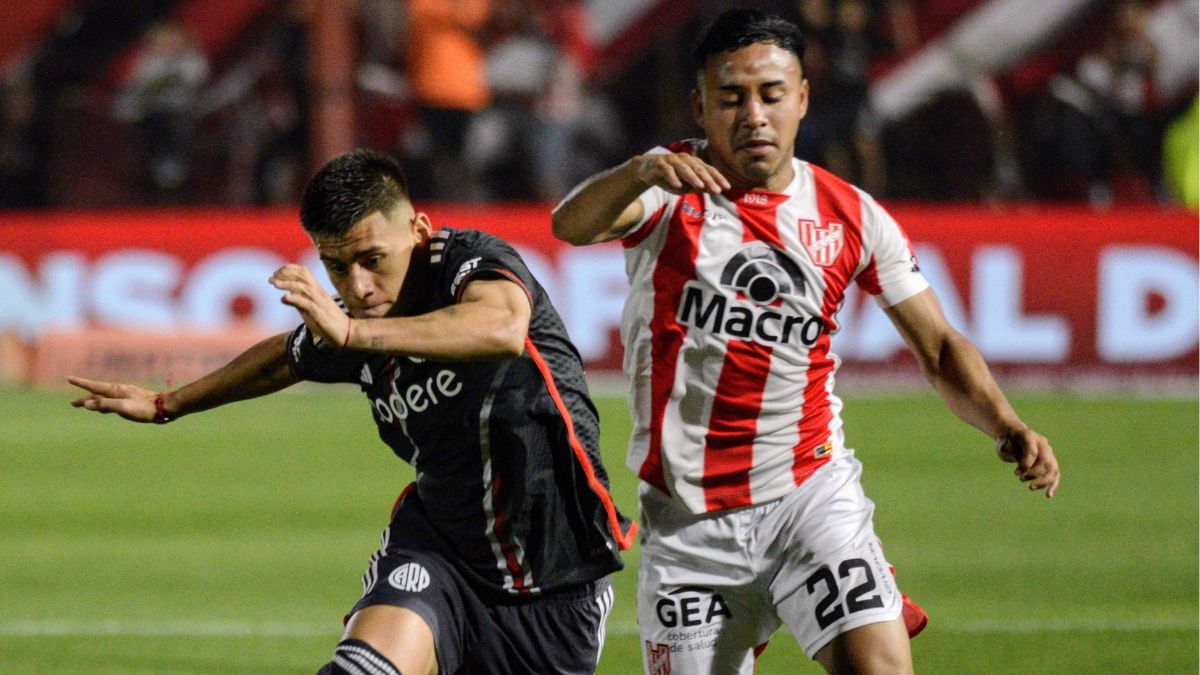 Con gol de Paulo Díaz: Instituto vs River sacaron chispas en Argentina