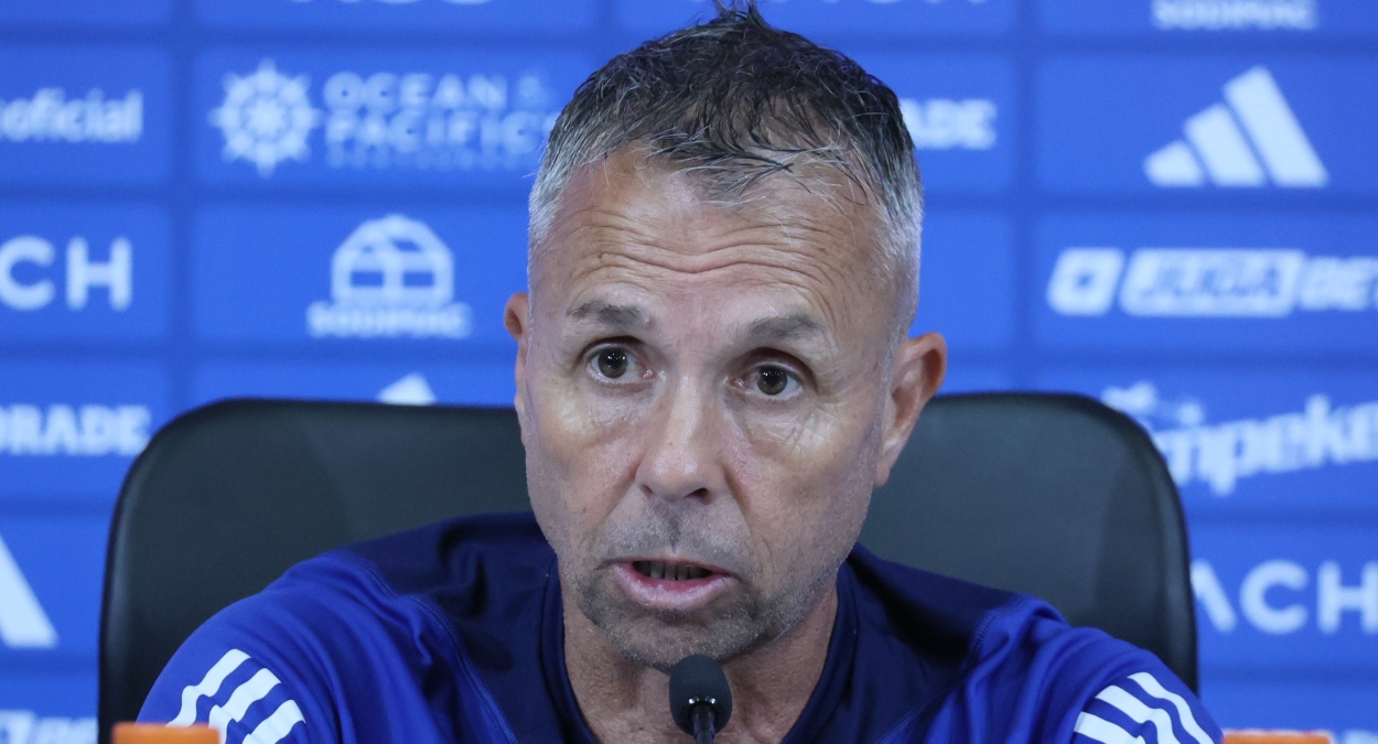 Gustavo Álvarez le puso presión a Colo Colo: “Es muy difícil jugar en la cancha de Copiapó”