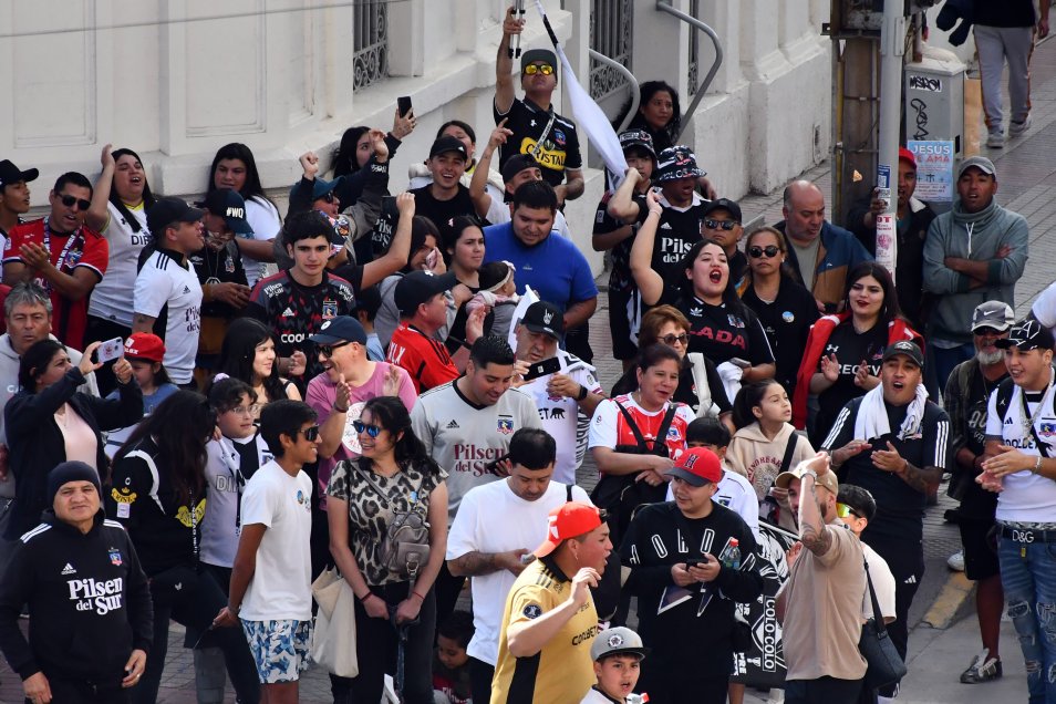 Incidentes marcaron el recibimiento a Colo Colo en Copiapó