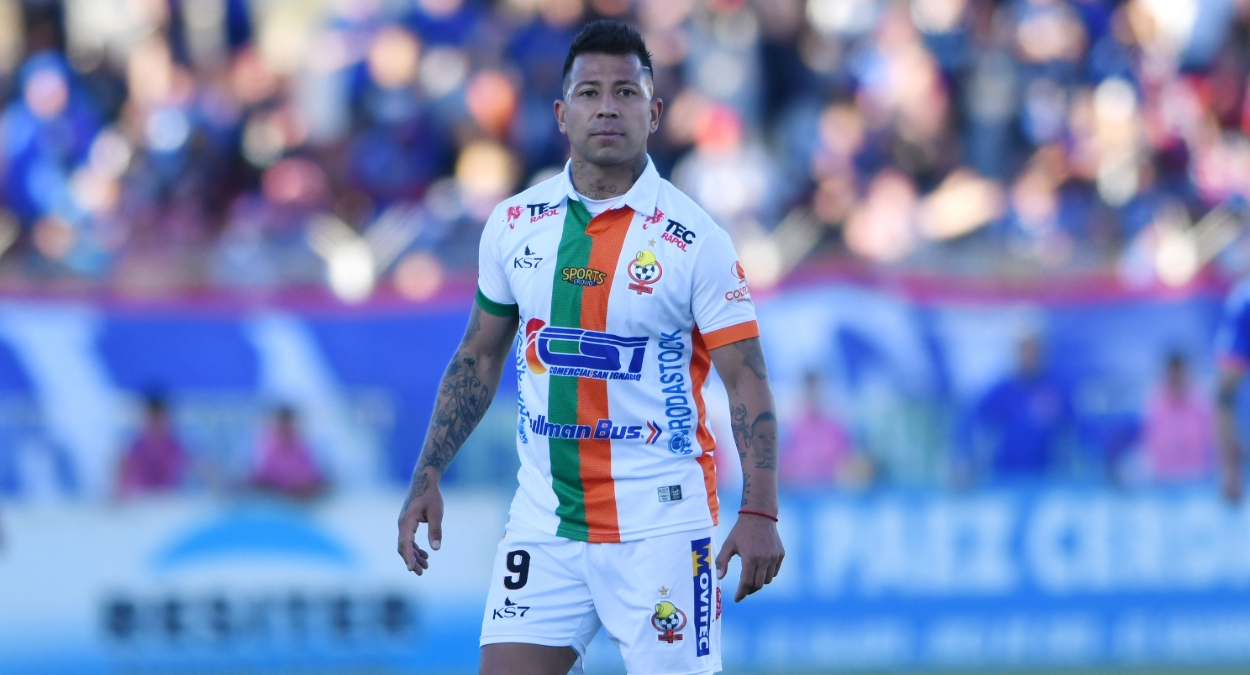 Figuras de Colo Colo y Universidad de Chile participaron en lanzamiento de tienda deportiva más grande de Sudamérica