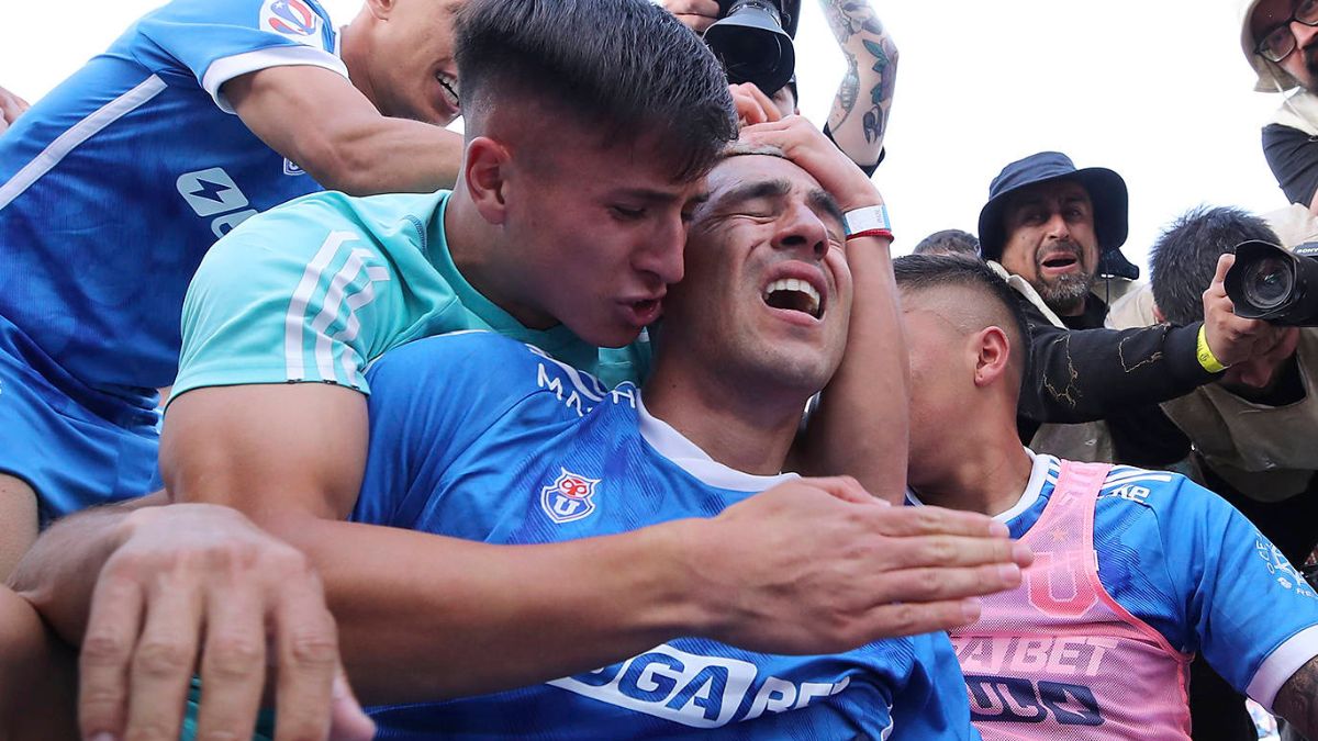 Javier Castrilli le tiró con todo a Gilabert por el gol anulado a la U