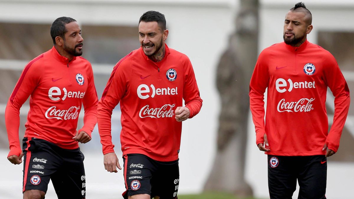 Bicampeón de América con La Roja aseguró que a Gareca llegó “por razones políticas”