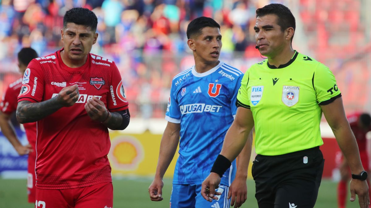 “A la U le robaron el título”: Pato Rubio revela el diálogo que provocó su expulsión en Copa Chile