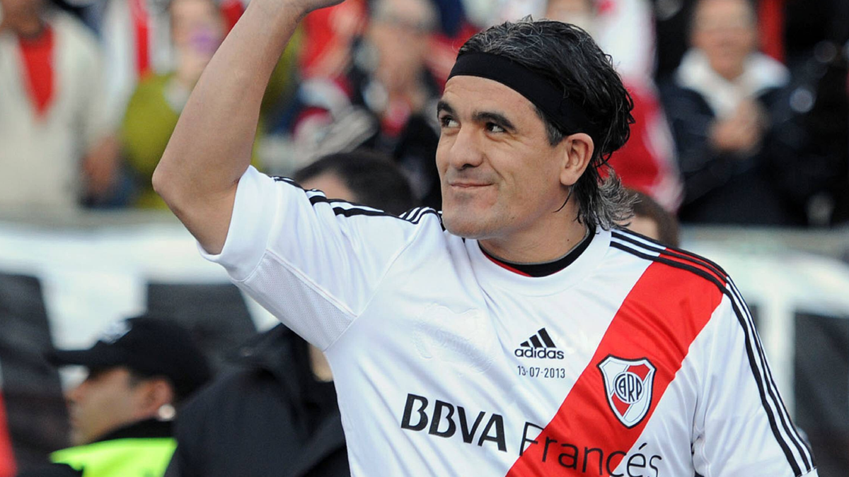 Javier Mascherano encabeza a los históricos de River Plate que enfrentarán a las Leyendas de Colo Colo