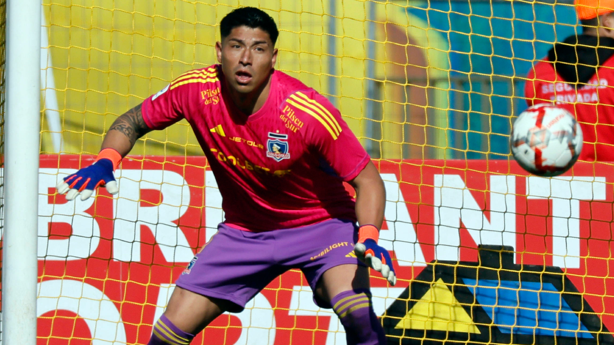 El portero que toma ventaja para reemplazar a Brayan Cortés en Colo Colo