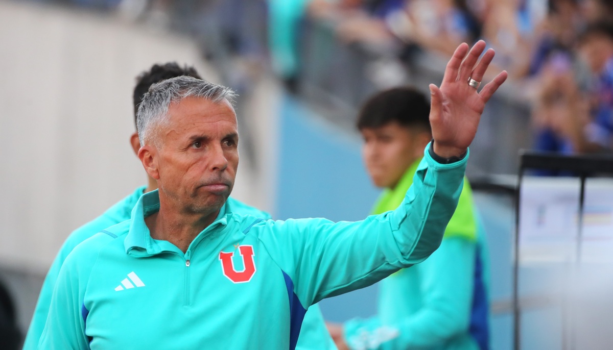 Gustavo Álvarez se despide de un refuerzo que pretendía para la U