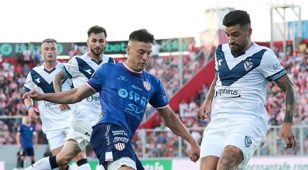 Unión de Santa Fe le ganó a Vélez Sarsfield y encendió el torneo argentino