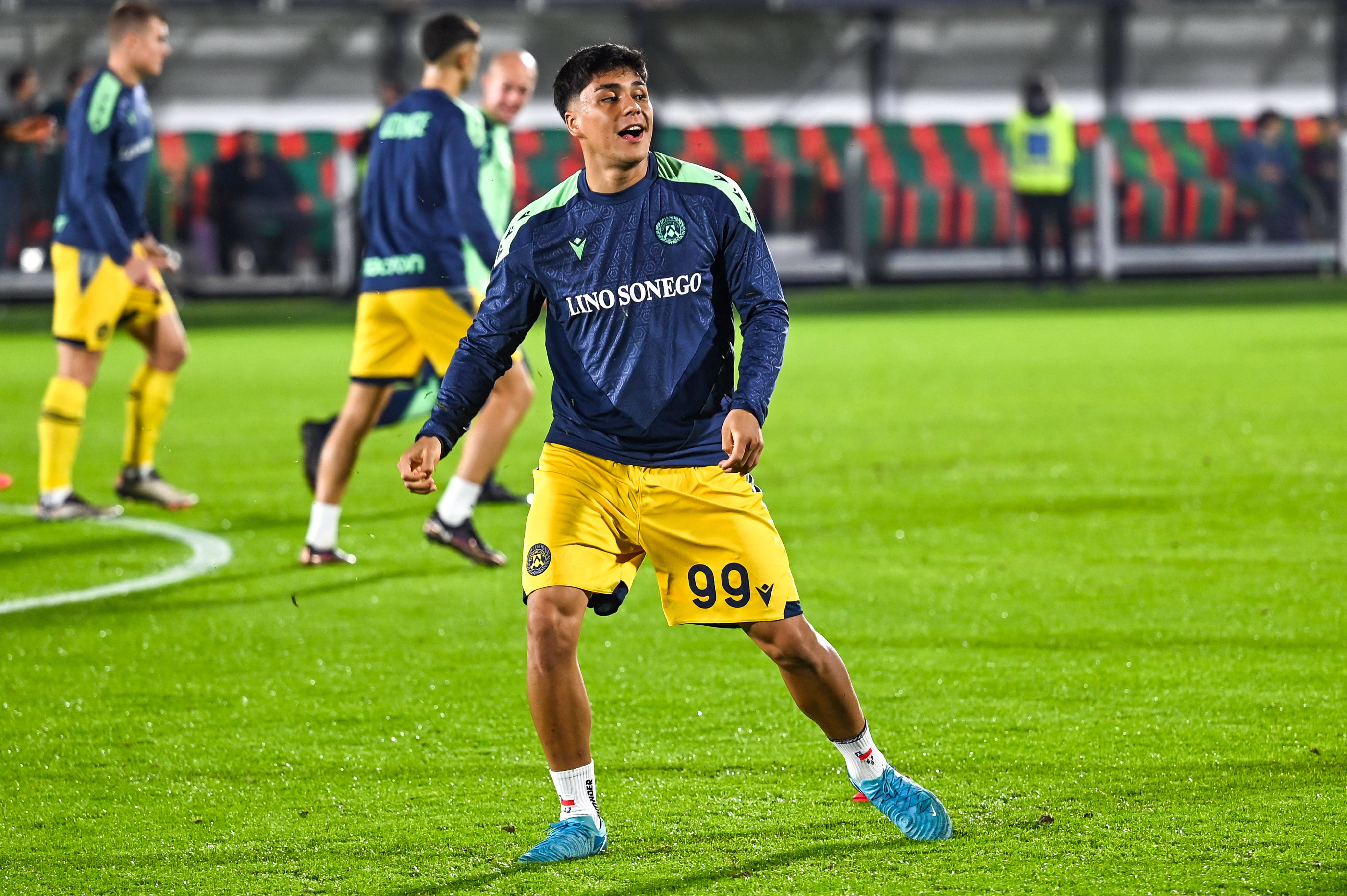 Partidos de hoy, lunes 9 de diciembre: Horarios y cómo ver fútbol en vivo