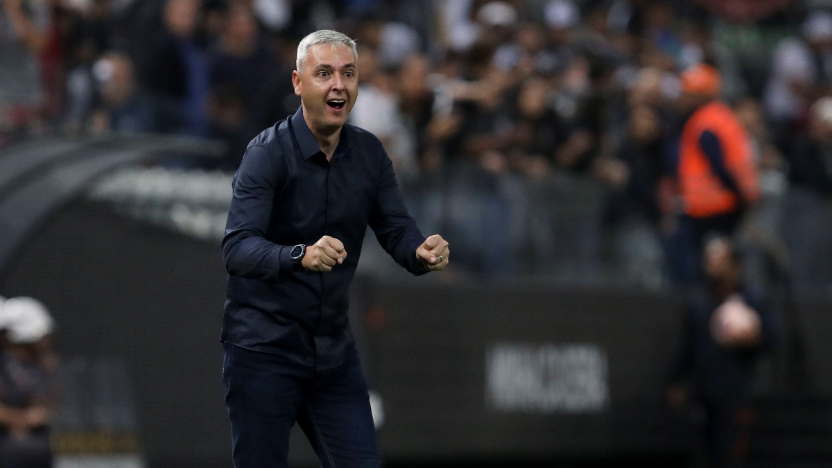 Tiago Nunes ante un posible arribo de Gary Medel a la UC: “Sería un honor”