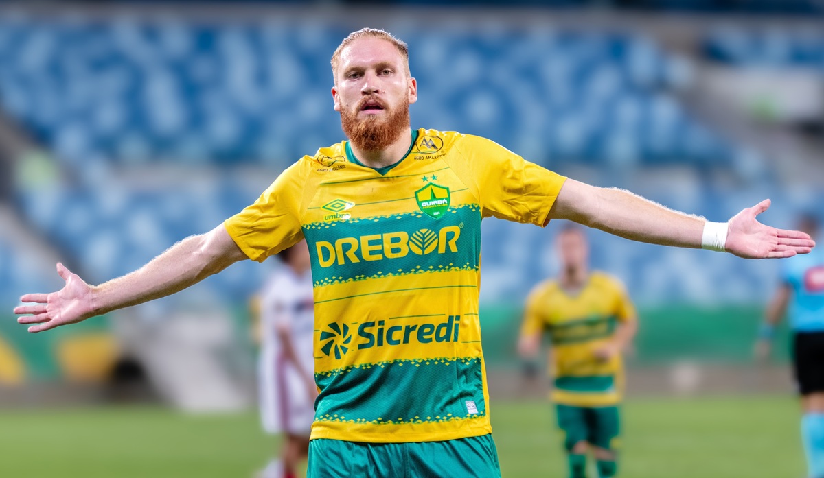 En Brasil dan al seleccionado paraguayo Isidro Pitta como opción para Colo Colo