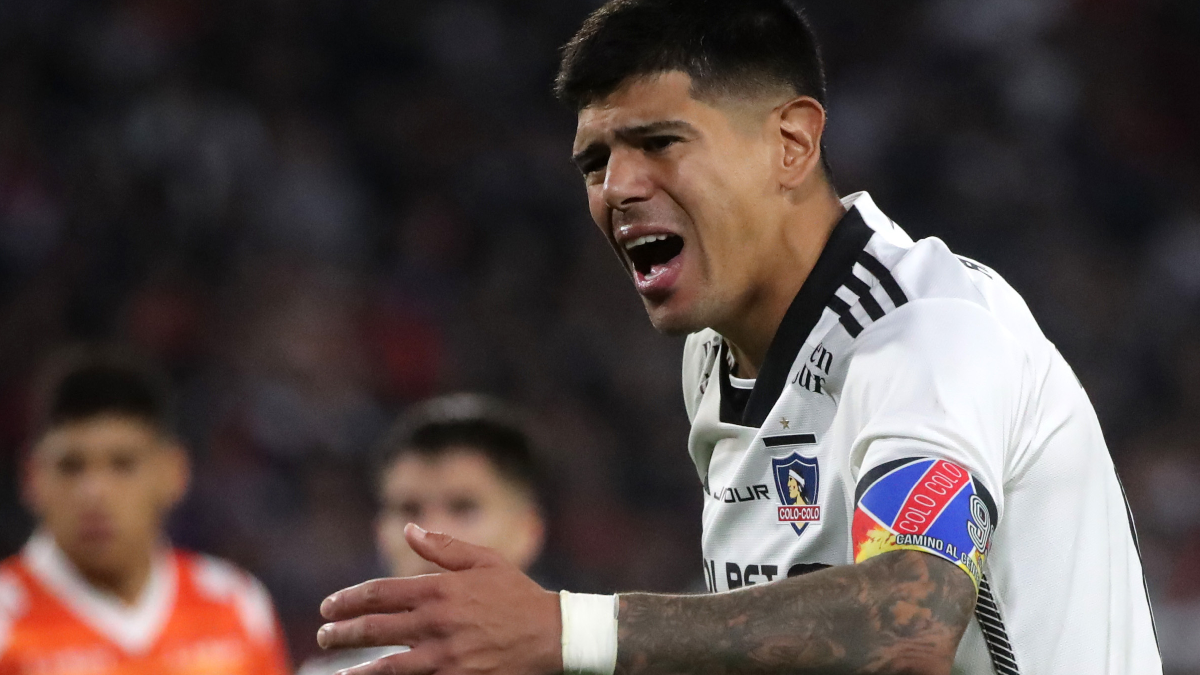 Histórico de Colo Colo repasa a los capitanes por su ausencia en actividad del centenario