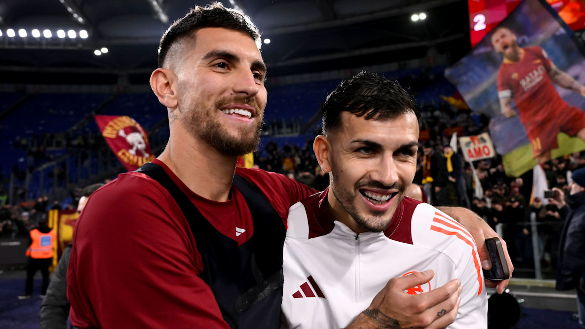 AS Roma se quedó con el derbi ante la Lazio en un partido de alta tensión