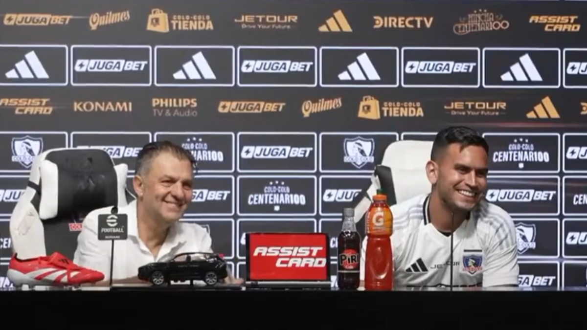 Sebastián Vegas desbordó emociones en su presentación con Colo Colo: “Hicimos todo con mi familia…”