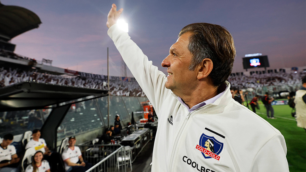 Aníbal Mosa y el centenario de Colo Colo: “Hay que llegar a la final de la Copa Libertadores”