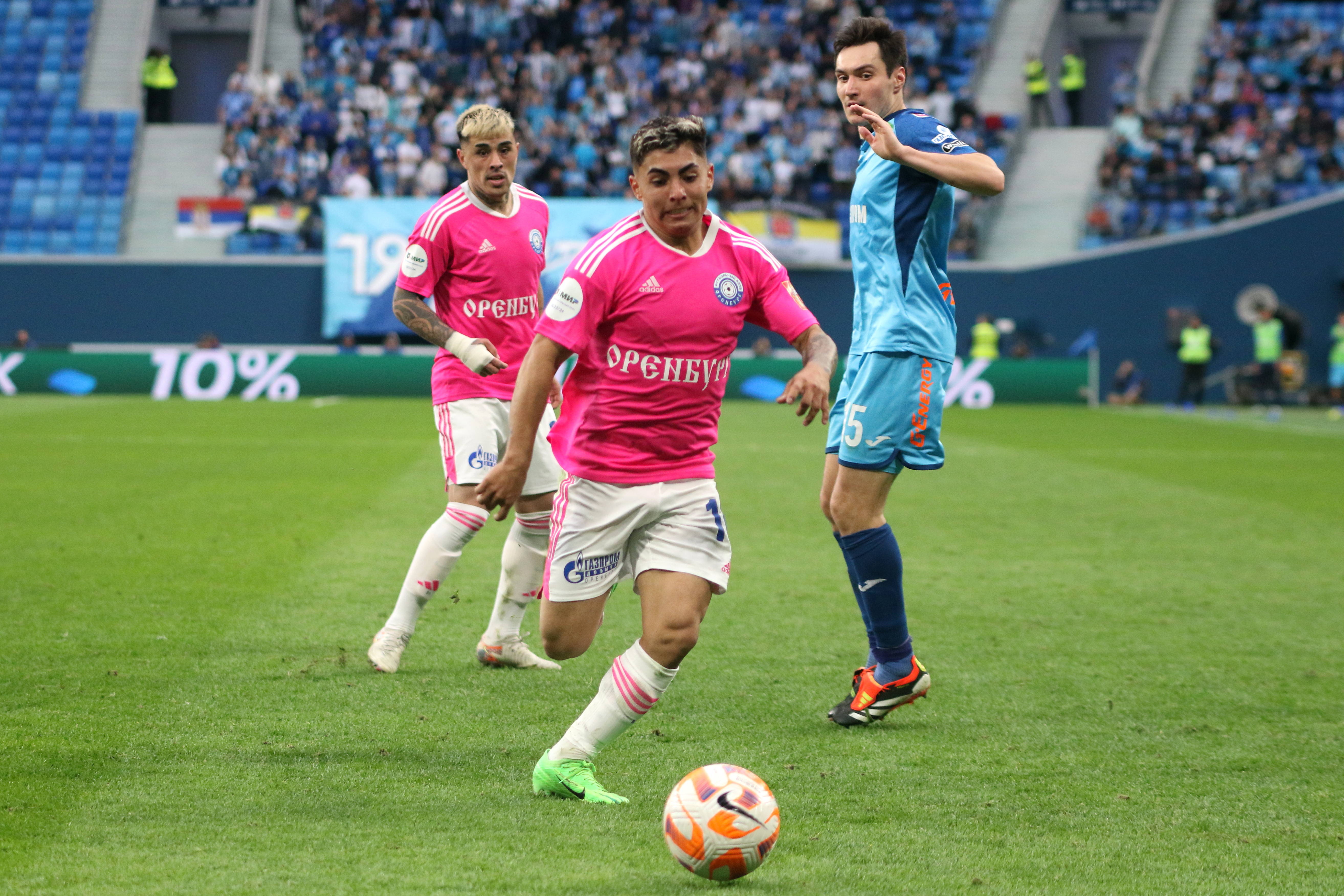 Jordhy Thompson rompió el silencio y aclaró su futuro futbolístico