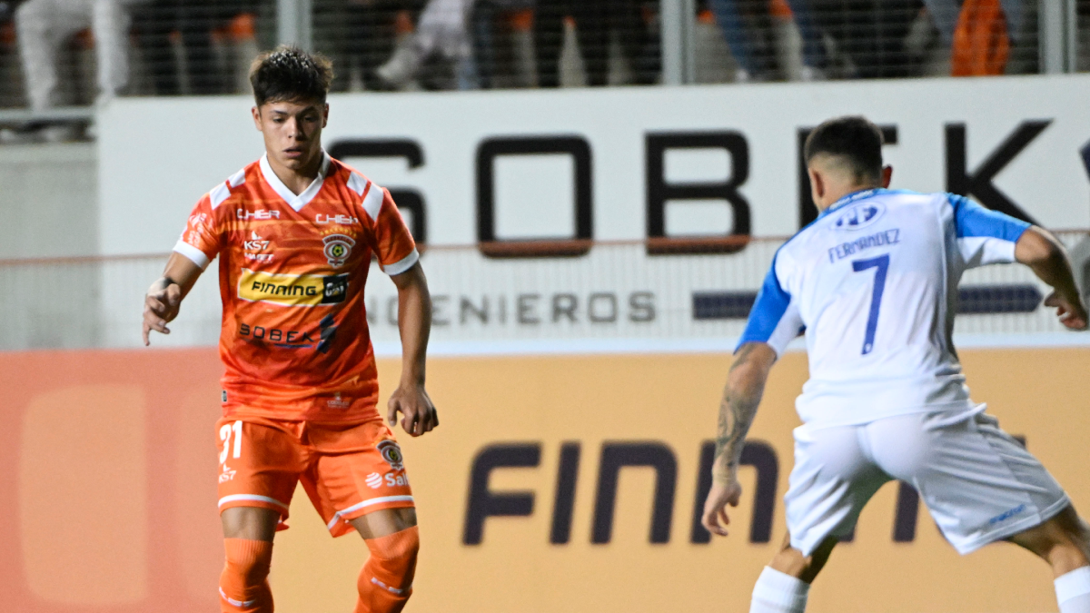 Formador de Tomás Roco adelantó el aporte que el jugador le dará a Colo Colo