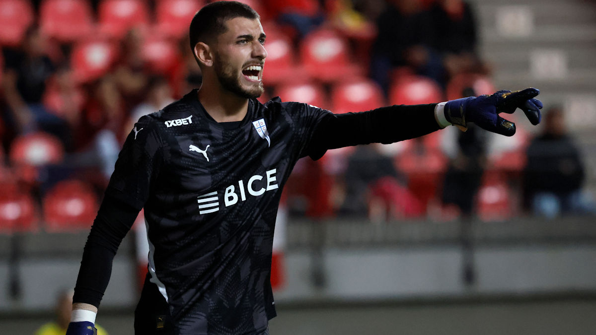 Thomas Gillier se sometió a cirugía y en la UC aclaran el escenario para su recuperación