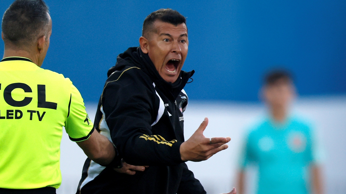 Jorge Almirón explota tras recordar el partido del “desacato” ante Huachipato