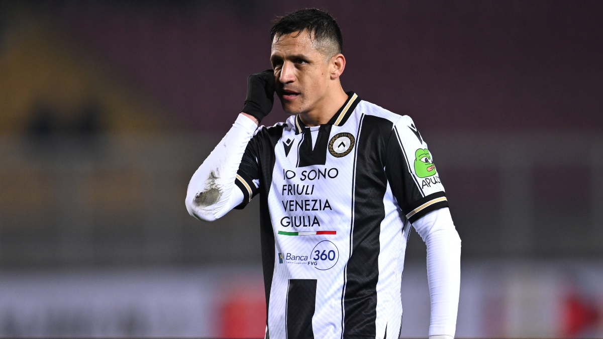 Excompañero de Alexis Sánchez: “Seguramente está analizando su salida de Udinese”