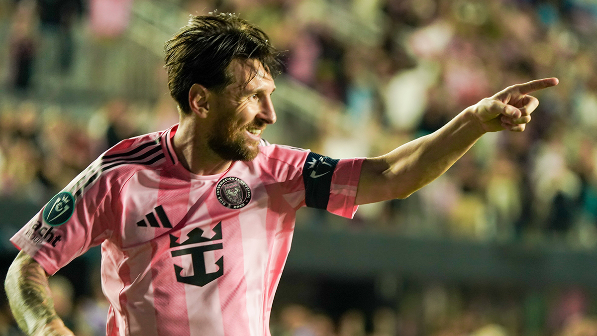 ¿Es hincha de Colo Colo? La imagen de Lionel Messi que enloqueció a los albos