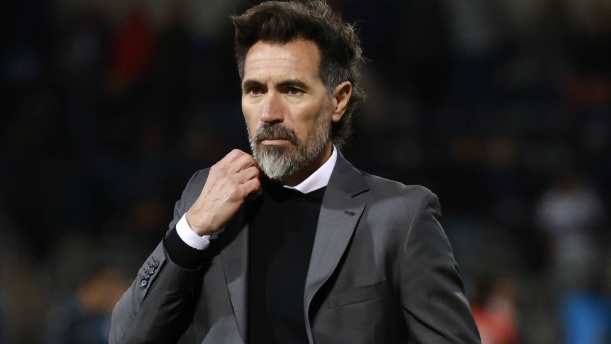 DT de Estudiantes alabó a U de Chile y adelantó un duelo clave por Copa Libertadores