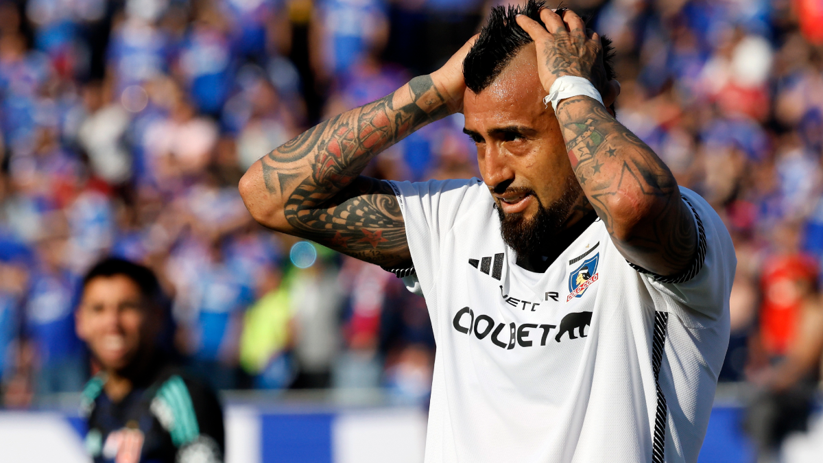 En Colo Colo hay molestia por eventual cambio de horario del Superclásico