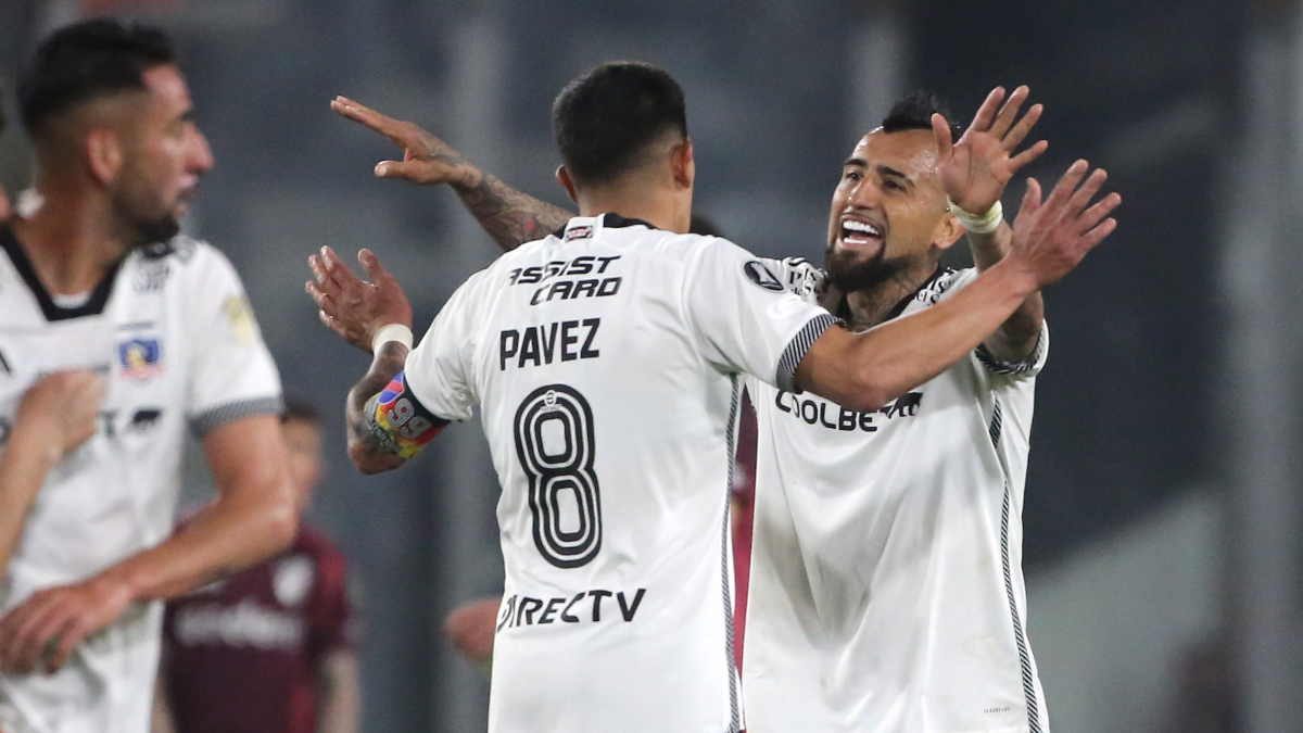 Venta de entradas para Colo Colo vs Racing por la Copa Libertadores 2025: precios, cómo comprarlas y cuándo juegan