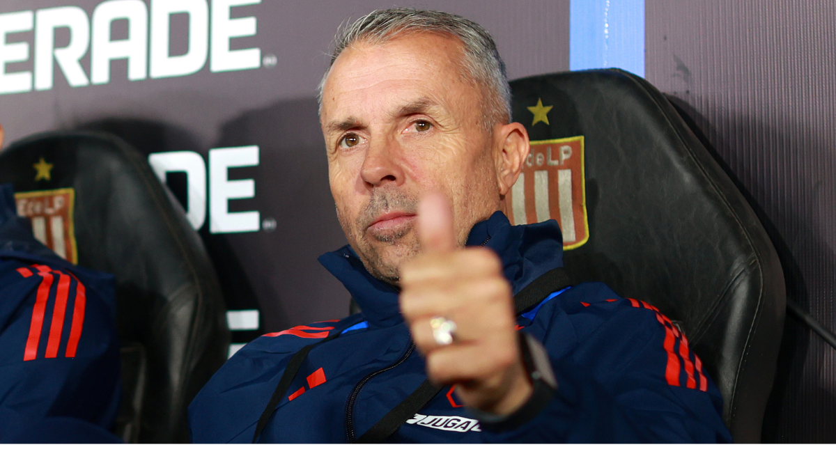 Gustavo Álvarez invita a la ilusión del hincha de la U: “Veo al equipo creciendo y con un aura positiva”